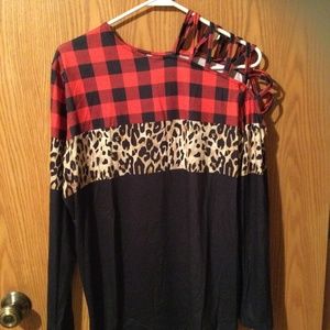 Black,red and brown long sleeve shirt